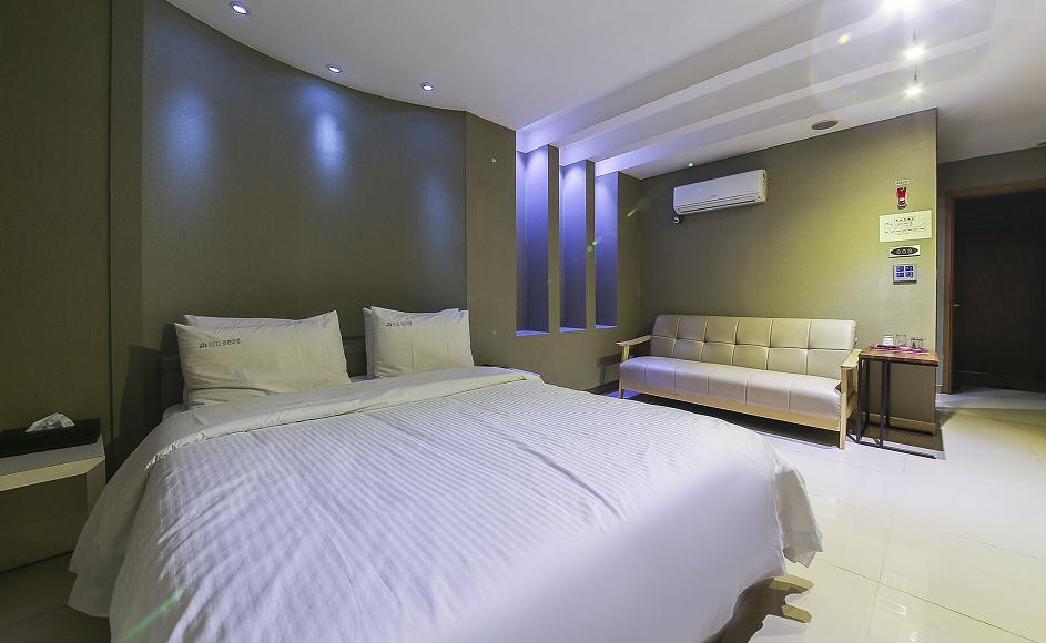 Kōyō Rosenheim Hotel מראה חיצוני תמונה